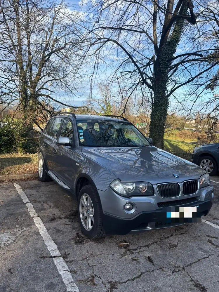 BMW X3 racheté avec paiement immédiat